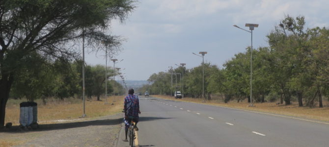 ルワンダ　タンザニア　国境越え　374DAYS  （APR/1/2019）